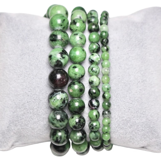 Bracciale zoisite verde con rubini 0,6 cm