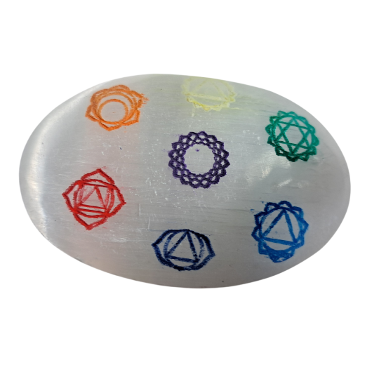 Saponetta in selenite con simboli dei Chakra 7 cm