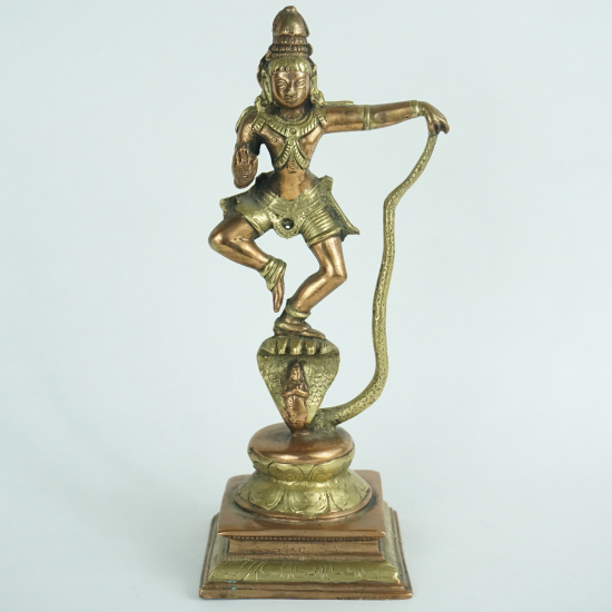 Krishna e Kaliya in ottone