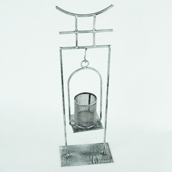 Portacandele in ferro a forma di pagoda 1 candela