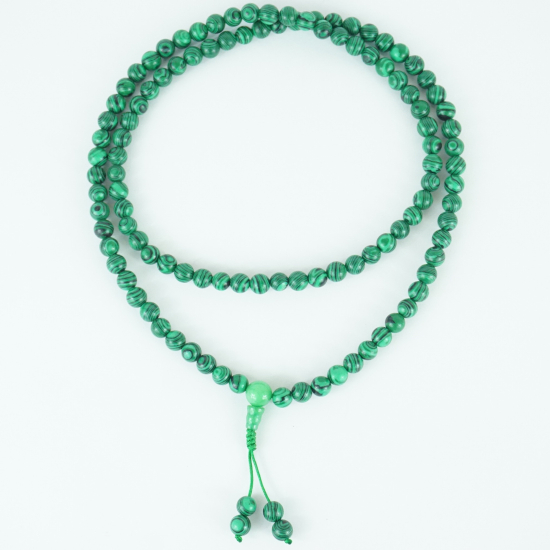 Mala in malachite