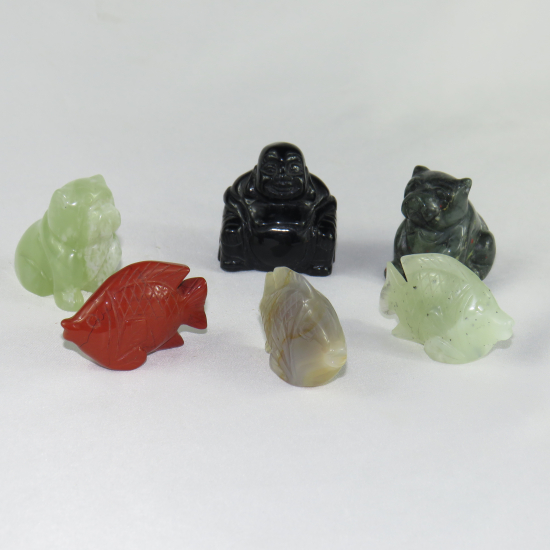 Miniature in pietra animali e Buddha