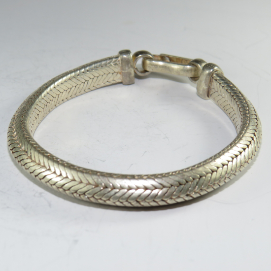 Bracciale