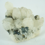 Quarzo ricristallizato con inclusioni di pirite ed ematite