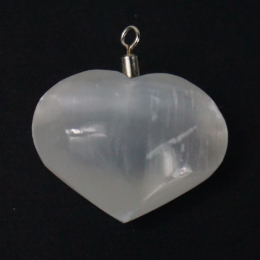 Ciondolo a cuore in Selenite