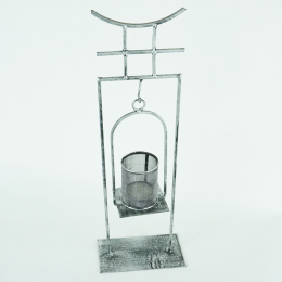 Portacandele in ferro a forma di pagoda 1 candela