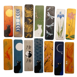 Bruciaincensi in legno dipinto a mano