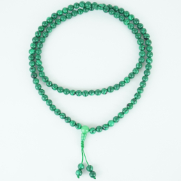 Mala in malachite