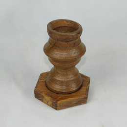 Candelabro in legno